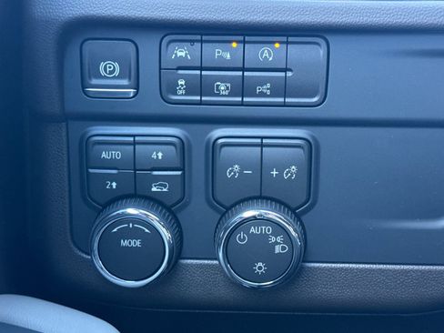 New 2026 Chevrolet Tahoe LS image 31