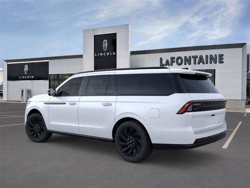 New 2025 Lincoln Navigator L Reserve w/ Jet Appearance Package image 4