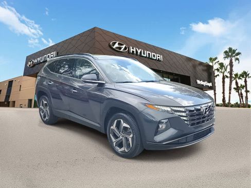 Used 2022 Hyundai Tucson Limited image 4