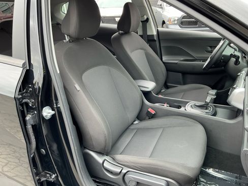 Used 2024 Hyundai Kona SEL FWD image 21
