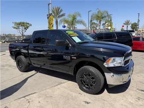 Used 2019 RAM 1500 Classic SLT w/ Luxury Group AWD/4WD image 53