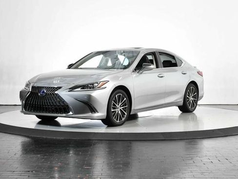 Certified 2022 Lexus ES 300h w/ Premium Package FWD image 1