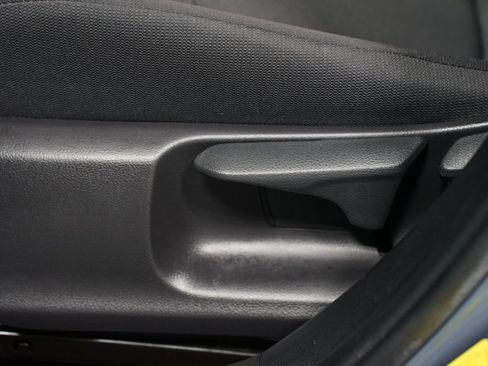Certified 2021 Toyota Corolla LE FWD image 29
