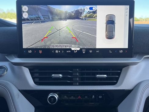 New 2026 Ford Explorer Active w/ Active Comfort Package RWD image 4
