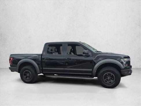 Used 2018 Ford F150 Raptor w/ Equipment Group 802A Luxury image 4