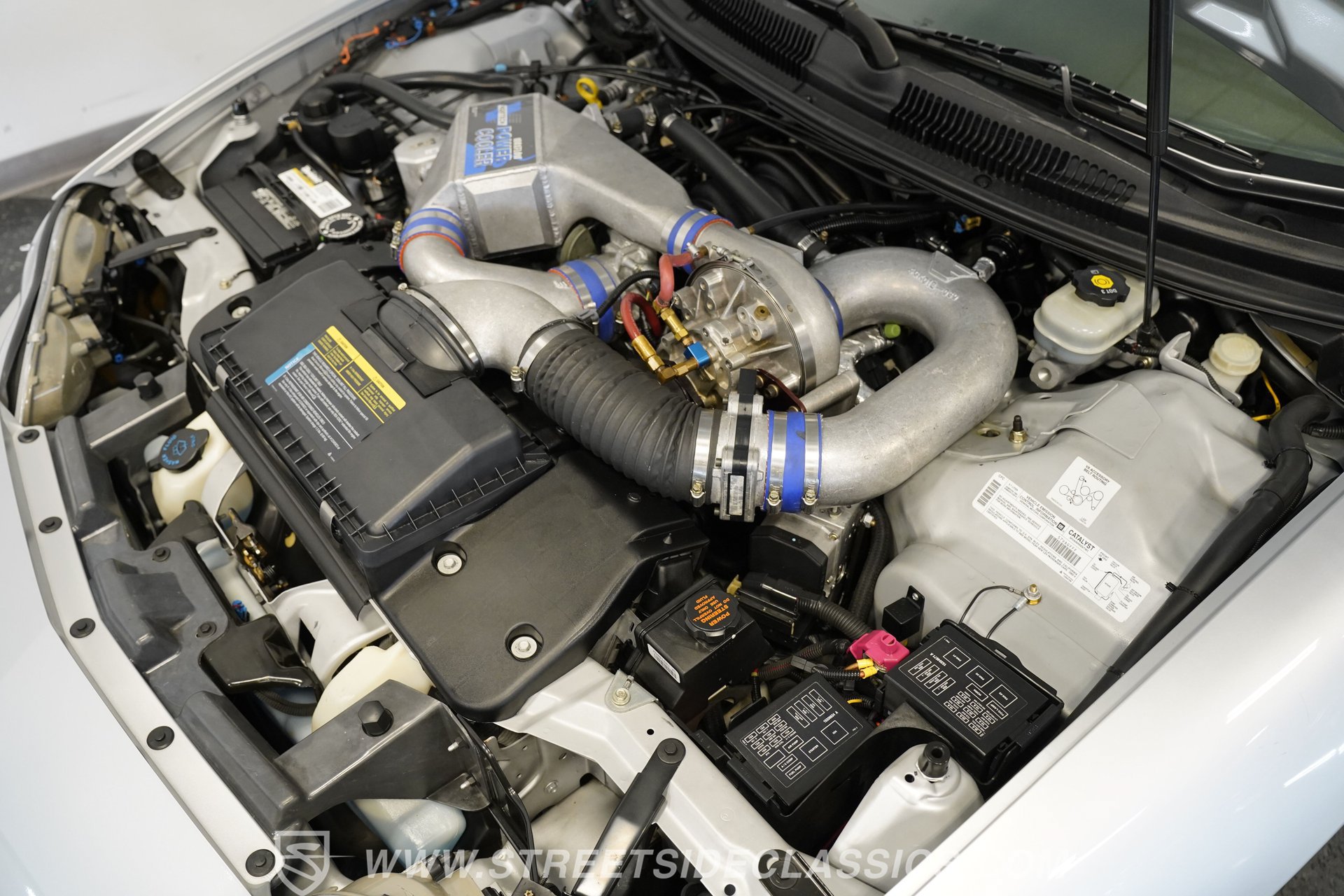 Used 2002 Chevrolet Camaro Z28 w/ SS Performance/Appearance Pkg RWD image 38