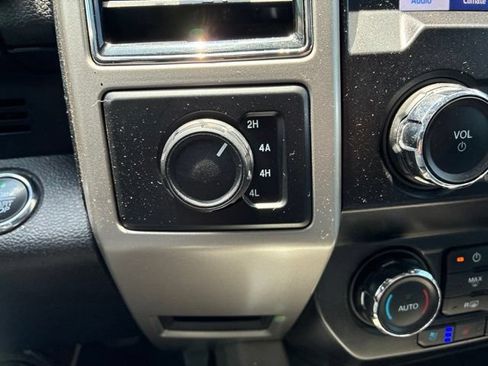 Used 2019 Ford F150 Lariat AWD/4WD image 11