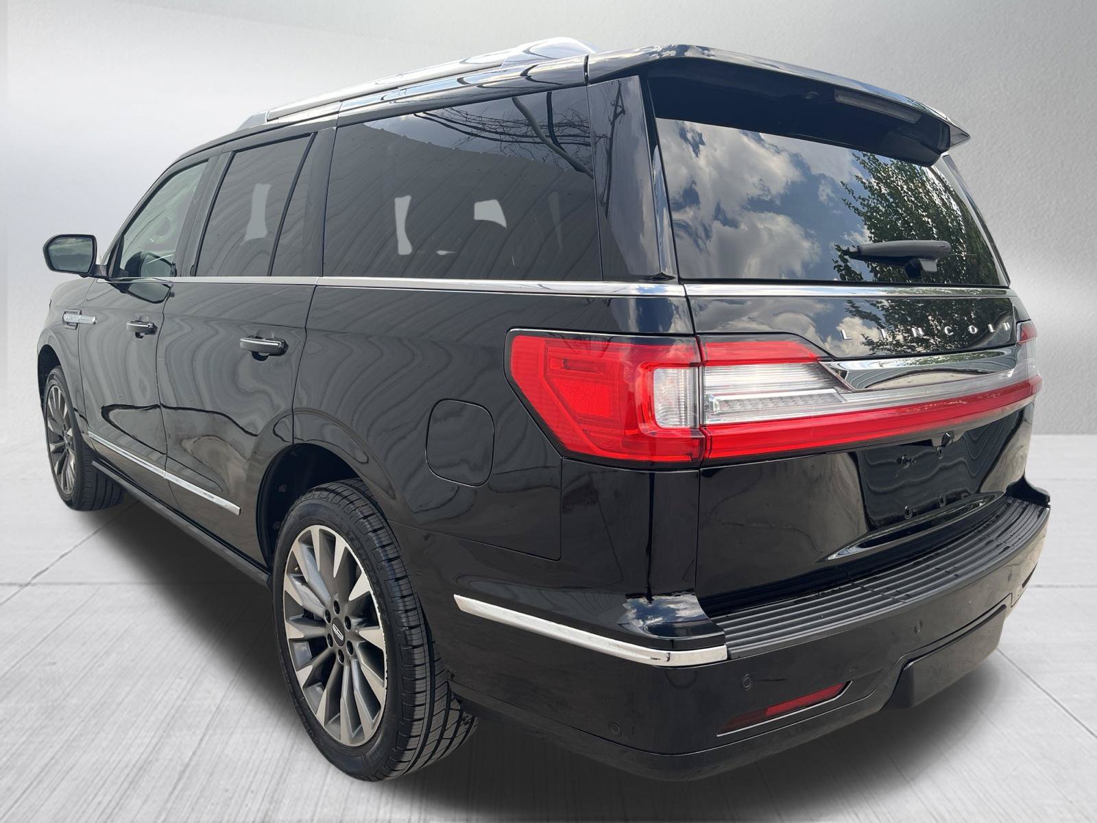 Used 2020 Lincoln Navigator Reserve w/ Equipment Group 201A Reserve AWD/4WD image 6