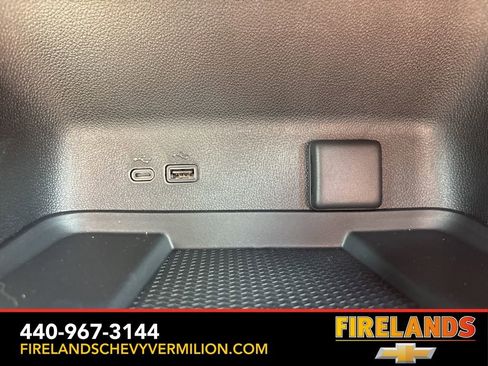 New 2026 Chevrolet Traverse LT w/ Sun and Wheel Package AWD/4WD image 31