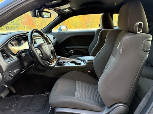 Used 2020 Dodge Challenger R/T Scat Pack w/ Shaker Package image 33