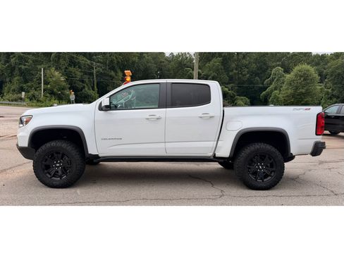 Used 2022 Chevrolet Colorado ZR2 w/ ZR2 Dusk Special Edition AWD/4WD image 3