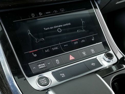 Used 2023 Audi Q7 2.0T Premium w/ Towing Package image 16