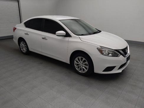 Used 2019 Nissan Sentra SV FWD image 11