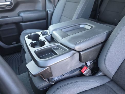 Used 2024 Chevrolet Silverado 1500 Custom image 39