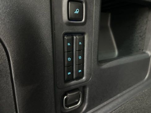 Used 2025 Ford Expedition Tremor image 34