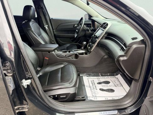 Used 2015 Chevrolet Malibu LTZ FWD image 30