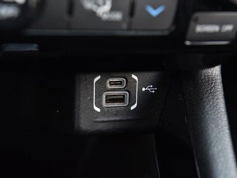Used 2025 Jeep Compass Trailhawk AWD/4WD image 16