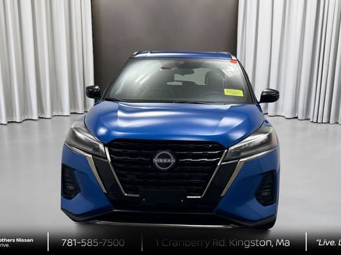 Certified 2023 Nissan Kicks SR w/ SR Premium Package FWD image 2