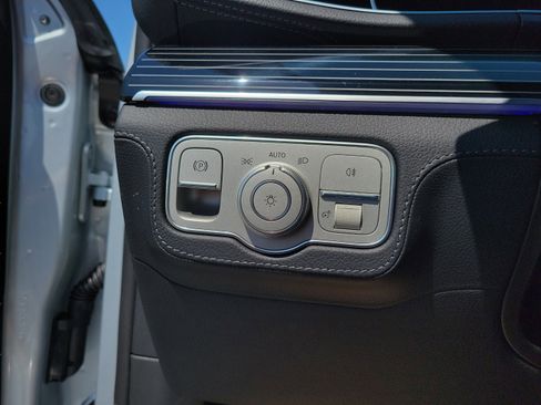 New 2026 Mercedes-Benz GLE 53 AMG 4MATIC image 18