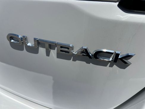 Used 2022 Subaru Outback Premium AWD/4WD image 28