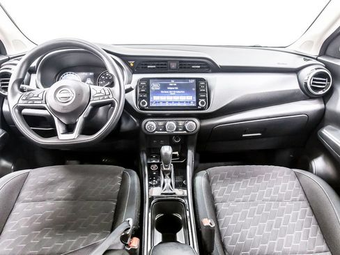 Used 2023 Nissan Kicks SV FWD image 17