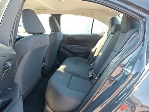 Used 2024 Toyota Corolla LE image 11