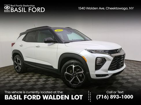 Used 2023 Chevrolet TrailBlazer RS w/ Sun and Liftgate Package AWD/4WD image 1