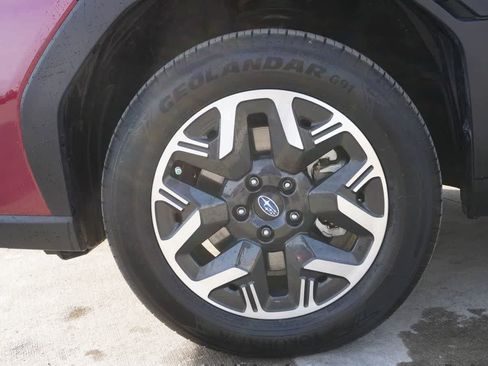 Certified 2025 Subaru Forester Base image 10