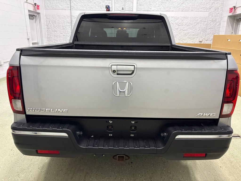 Used 2017 Honda Ridgeline RTL-T image 5
