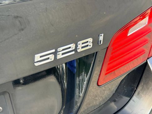 Used 2016 BMW 528i xDrive Sedan AWD/4WD image 12