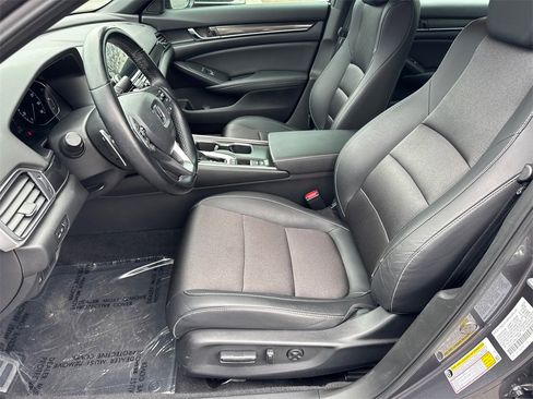 Used 2020 Honda Accord Sport image 9