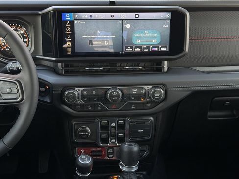 New 2026 Jeep Wrangler Unlimited Rubicon image 13