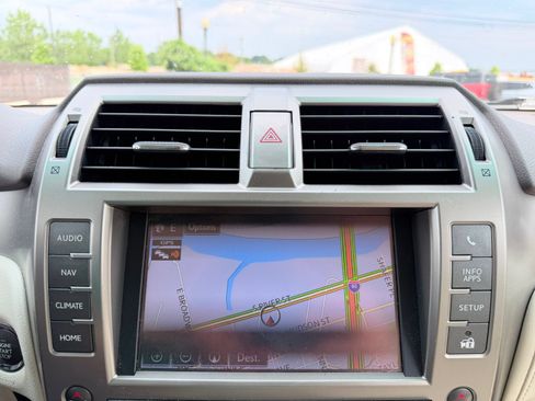 Used 2019 Lexus GX 460 Premium w/ Premium Package AWD/4WD image 31