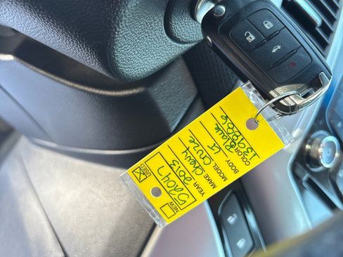 Used 2013 Chevrolet Cruze LT w/ Technology Package image 16