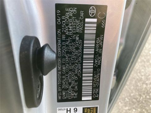 Used 2019 Toyota Prius Limited image 28