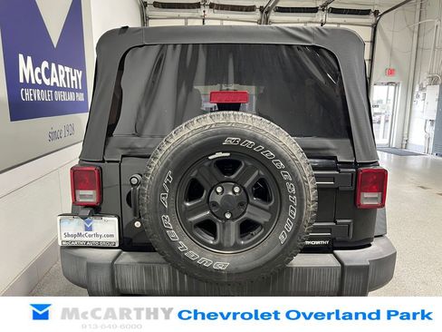 Used 2017 Jeep Wrangler Unlimited Sport w/ Connectivity Group image 6