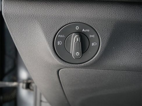 Used 2020 Volkswagen Jetta R-Line w/ R-Line Cold Weather Package image 34