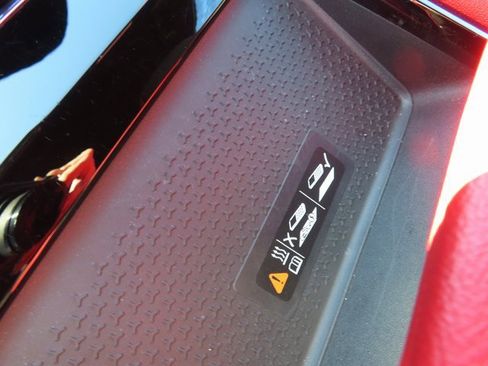 Used 2024 Chevrolet Blazer EV RS image 33