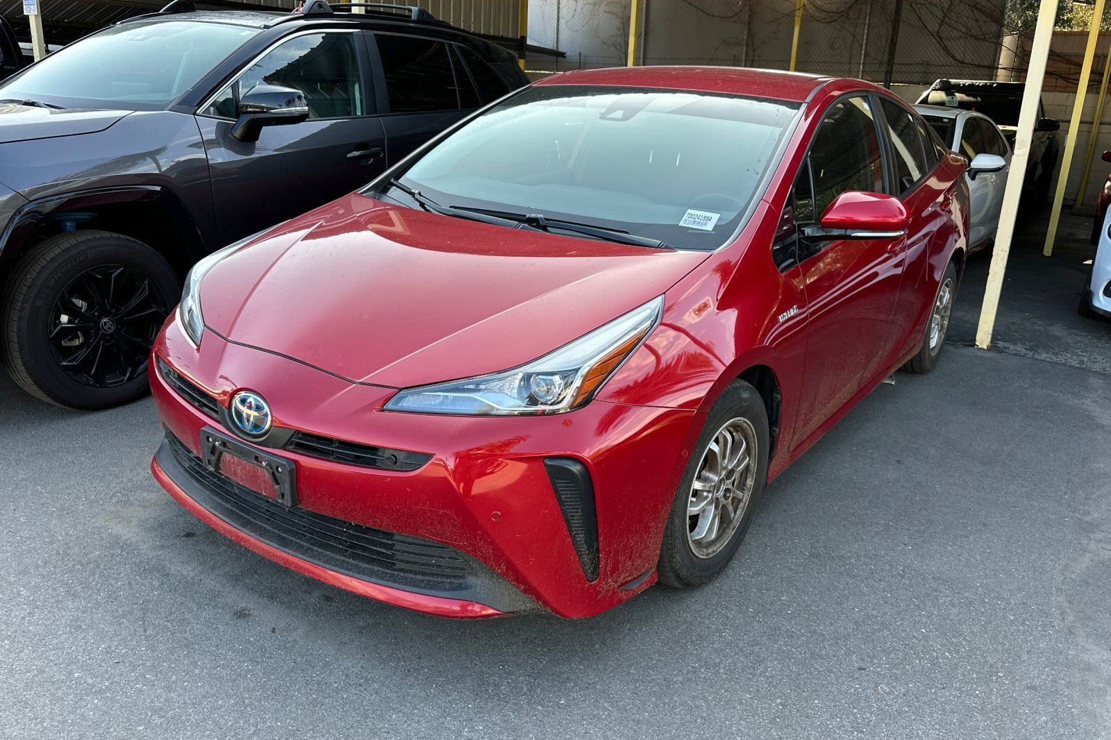 Used 2019 Toyota Prius LE w/ Carpet Mat Package FWD image 2