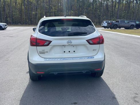 Used 2019 Nissan Rogue Sport SV w/ All-Weather Package image 6