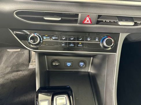 Certified 2023 Hyundai Sonata SE image 23