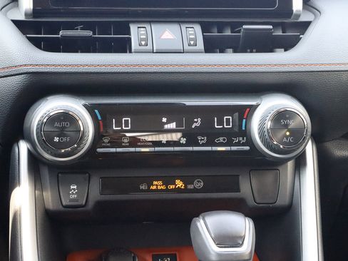 Used 2024 Toyota RAV4 Adventure image 11