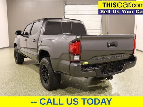 Used 2019 Toyota Tacoma SR w/ SR Convenience Package image 5