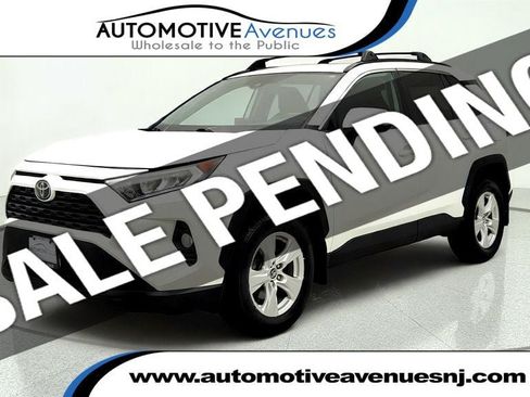 Used 2021 Toyota RAV4 XLE w/ Convenience Package AWD/4WD image 1