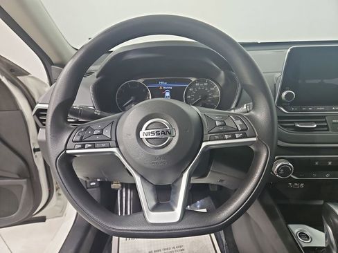 Used 2019 Nissan Altima 2.5 S image 15