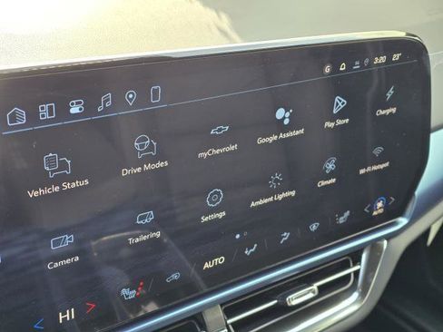 New 2026 Chevrolet Equinox EV LT image 20