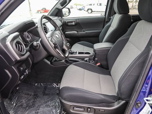 Certified 2023 Toyota Tacoma TRD Sport image 18