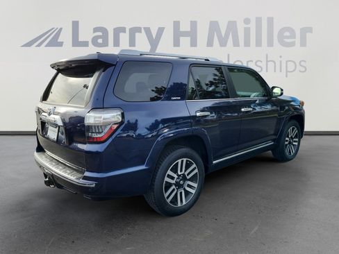 Used 2016 Toyota 4Runner Limited image 5