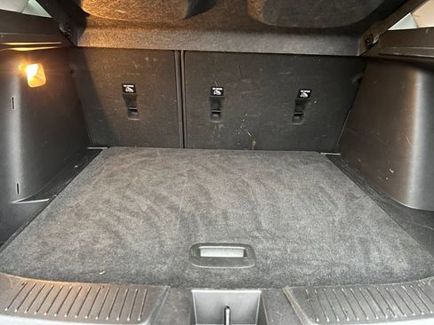 Used 2025 Chevrolet Trax LT FWD image 15