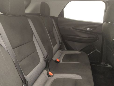 Used 2025 Chevrolet TrailBlazer LT FWD image 19